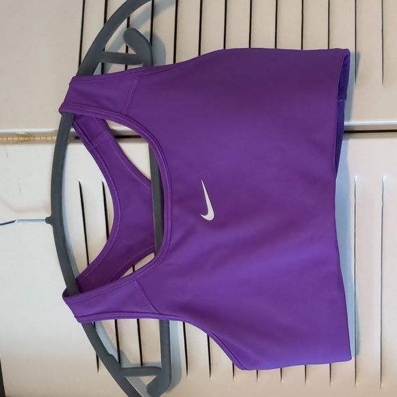 Nike Other - Nike Medium Support 1-Piece Pad Sports Bra - size medium, purple